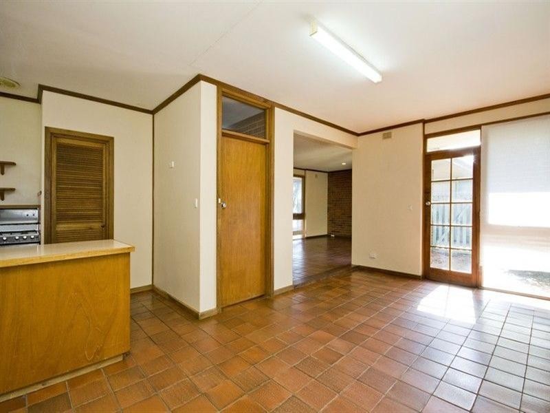 4 Porter Crescent, Fulham Gardens SA 5024