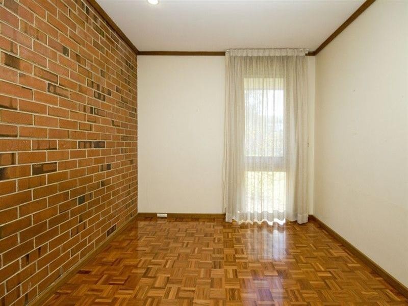 4 Porter Crescent, Fulham Gardens SA 5024