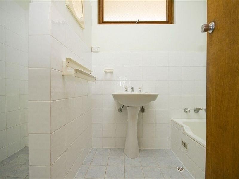 4 Porter Crescent, Fulham Gardens SA 5024