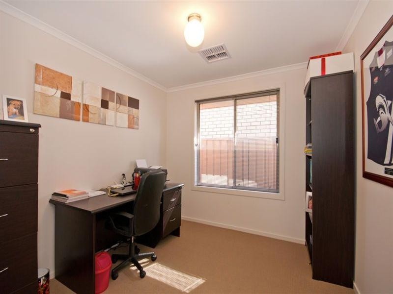 10 Victoria Parade, Semaphore Park SA 5019