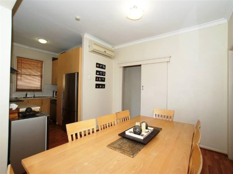 172 Cudmore Terrace, Henley Beach SA 5022