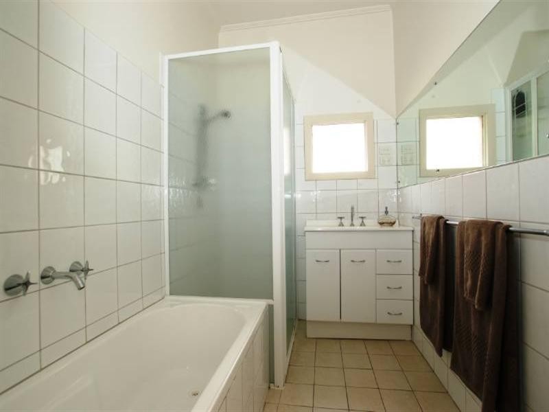 172 Cudmore Terrace, Henley Beach SA 5022