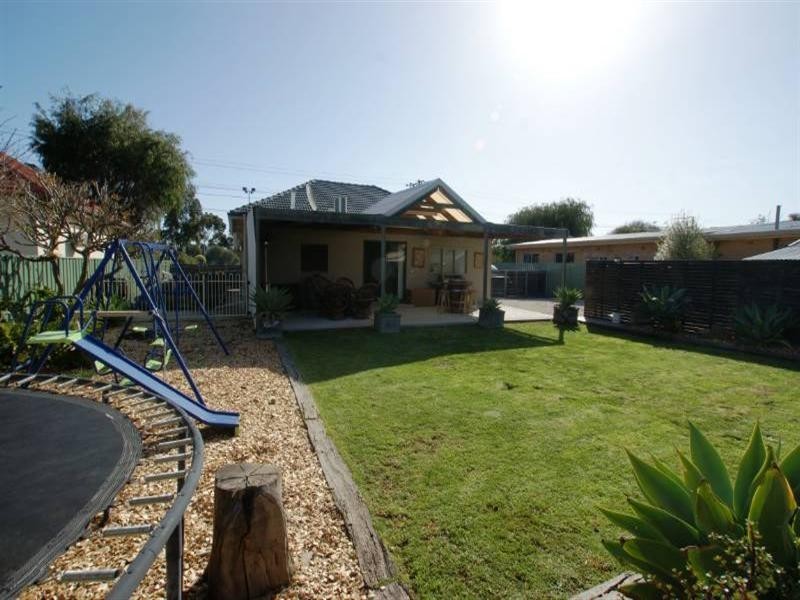 172 Cudmore Terrace, Henley Beach SA 5022