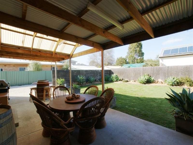 172 Cudmore Terrace, Henley Beach SA 5022