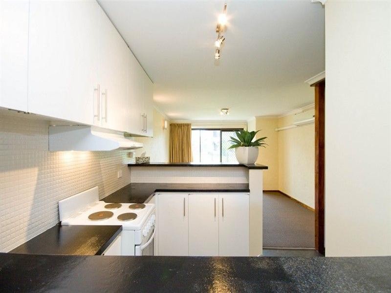 34 Sportsmans Drive, West Lakes SA 5021