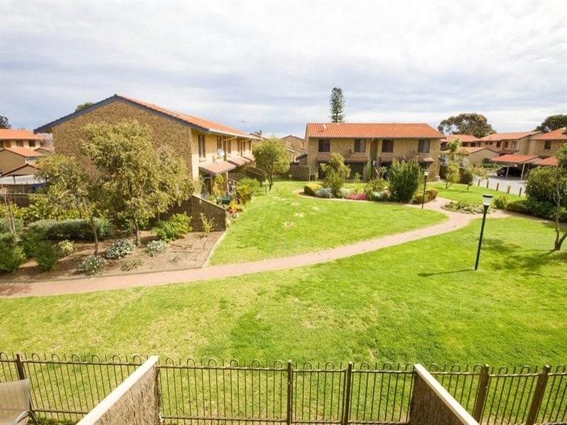 34 Sportsmans Drive, West Lakes SA 5021