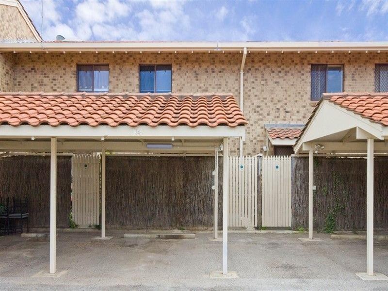 34 Sportsmans Drive, West Lakes SA 5021