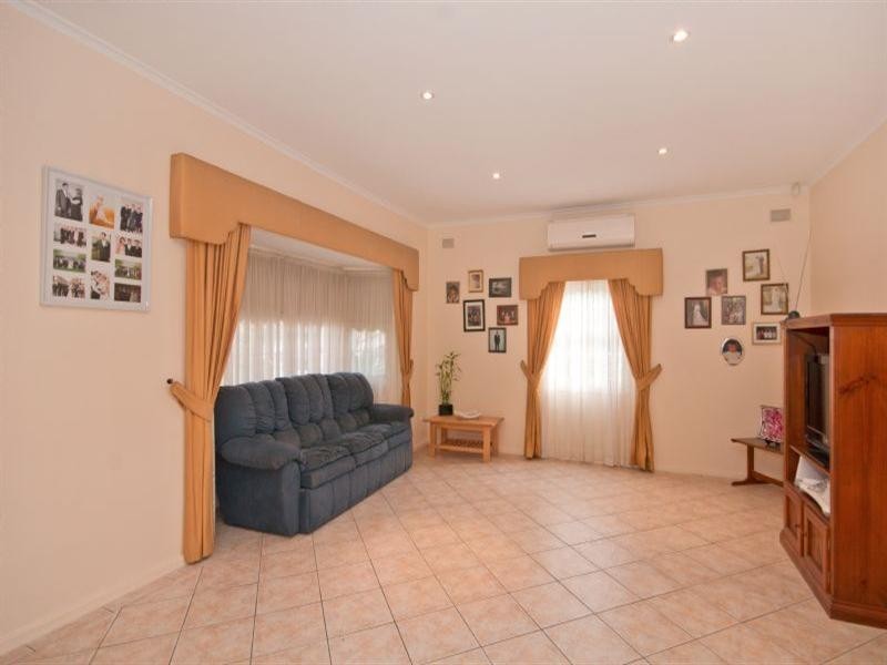 20 Laidlaw Street, Henley Beach SA 5022