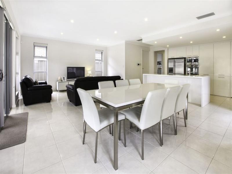 10 Thornton Street, Henley Beach South SA 5022