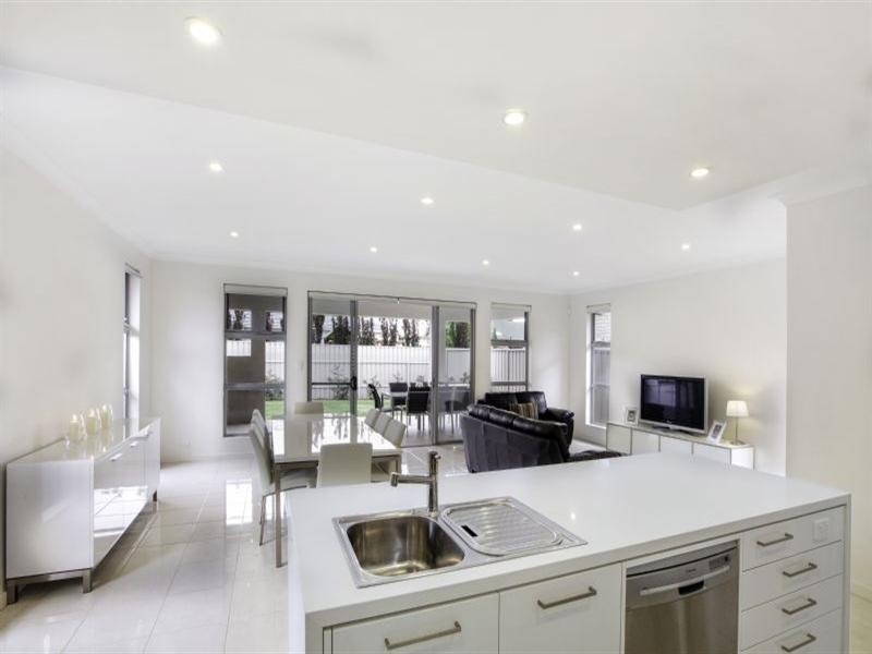 10 Thornton Street, Henley Beach South SA 5022