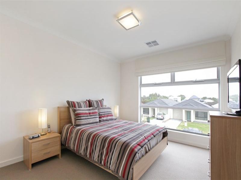 10 Thornton Street, Henley Beach South SA 5022