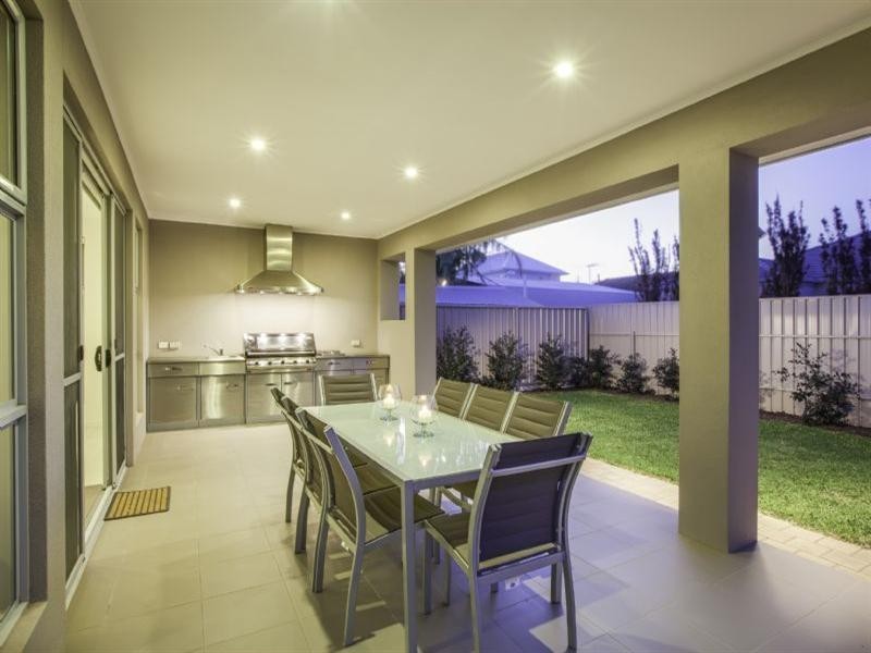 10 Thornton Street, Henley Beach South SA 5022