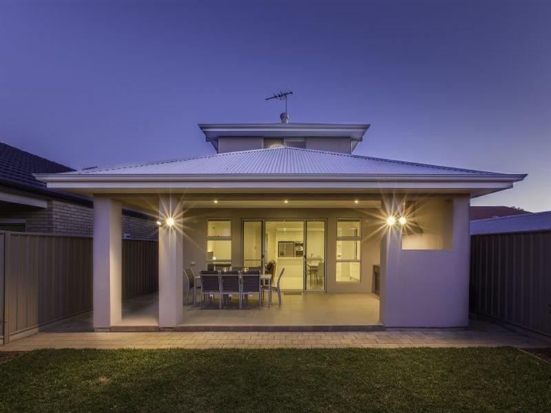 10 Thornton Street, Henley Beach South SA 5022