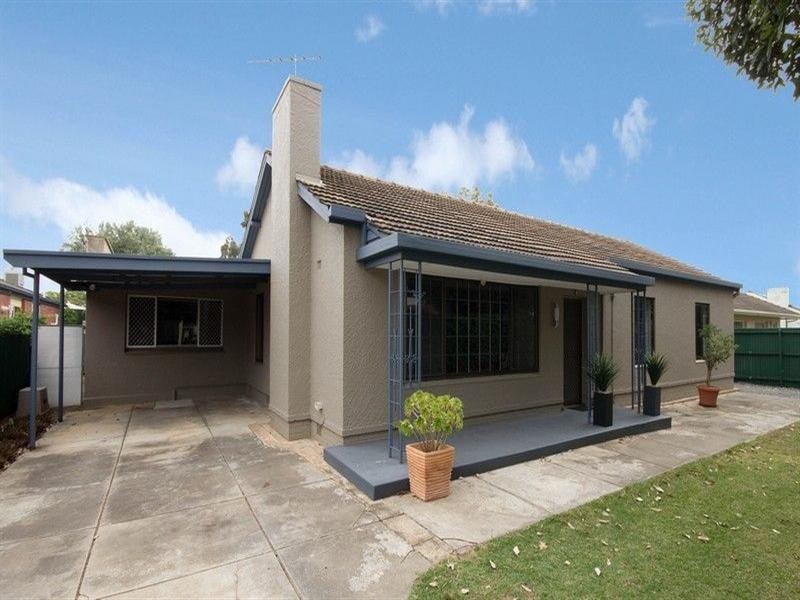 8 Neville Avenue, Clarence Gardens SA 5039