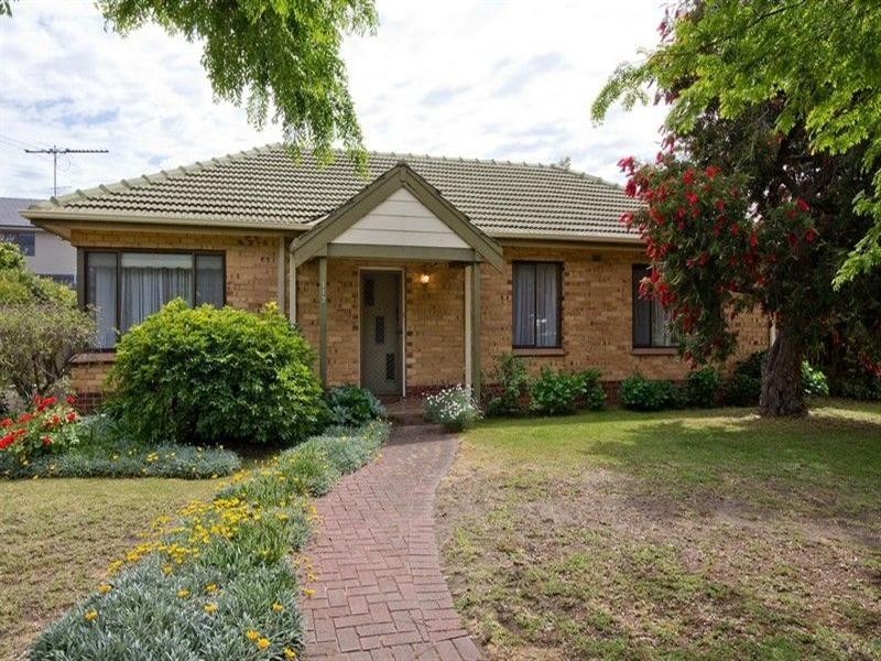 112 Halsey Road, Henley Beach South SA 5022