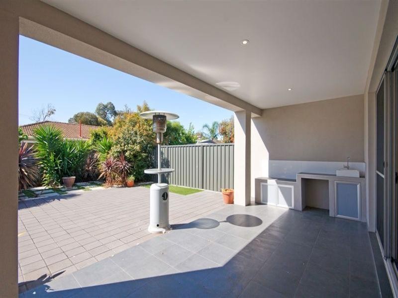 8A Harrow Road, Kidman Park SA 5025