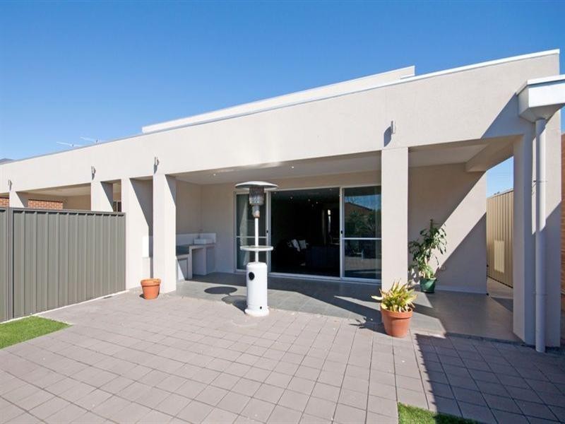 8A Harrow Road, Kidman Park SA 5025