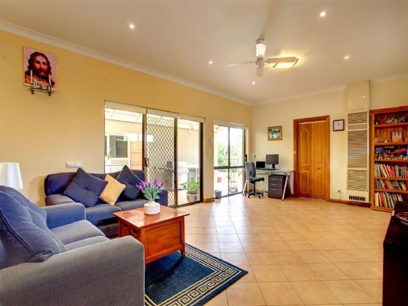 20 Shandon Avenue, Seaton SA 5023