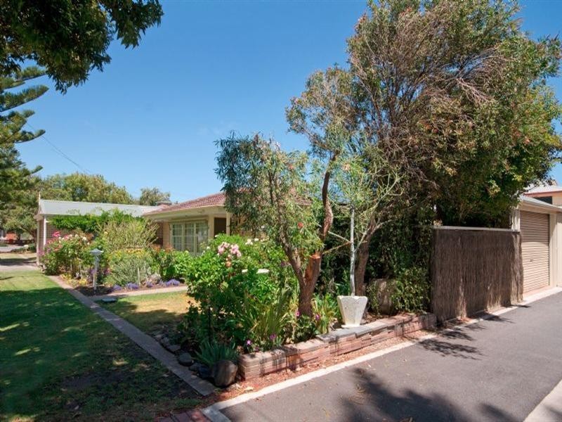 3 Wilson Court, Grange SA 5022