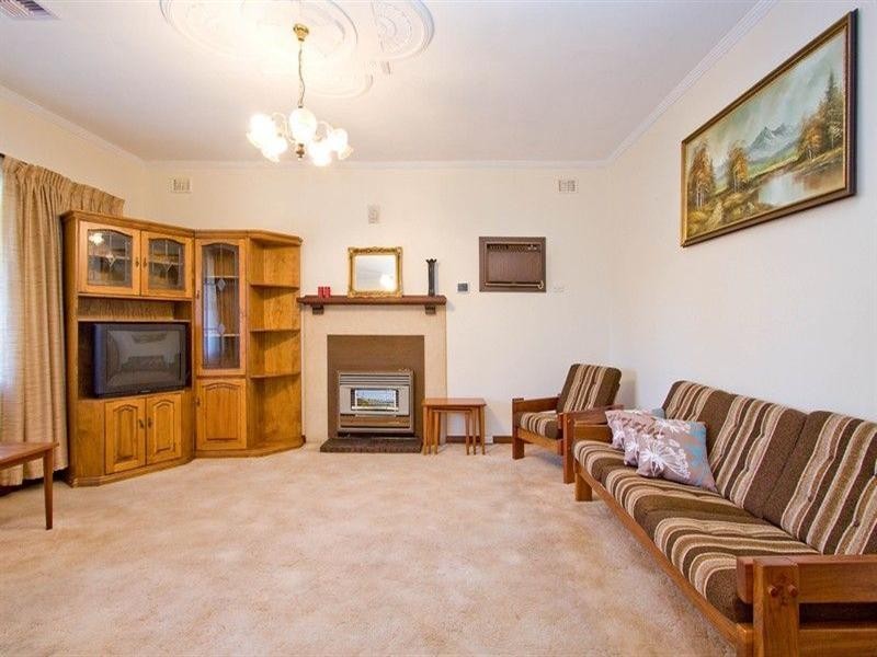 31 Angley Avenue, Findon SA 5023