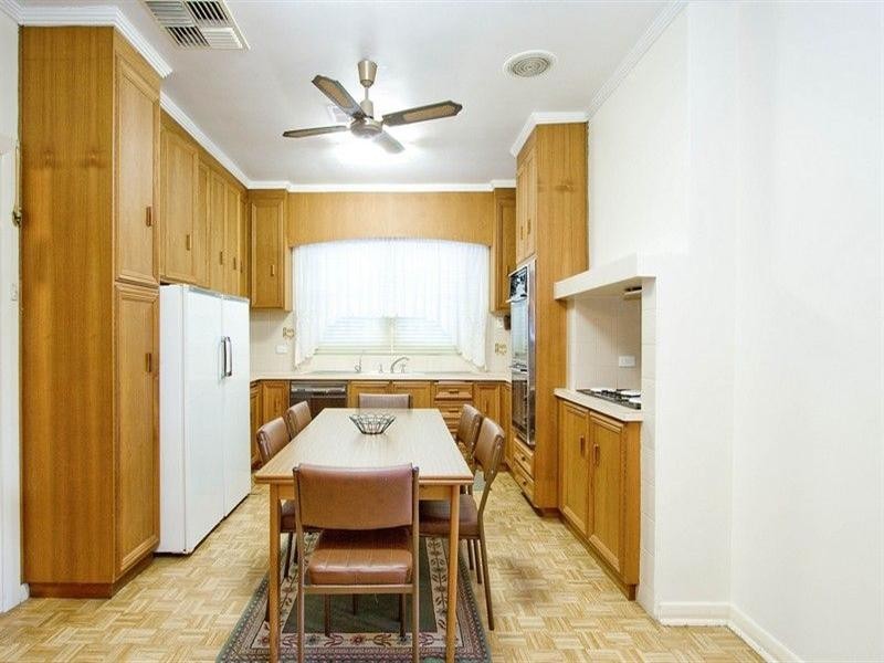 31 Angley Avenue, Findon SA 5023