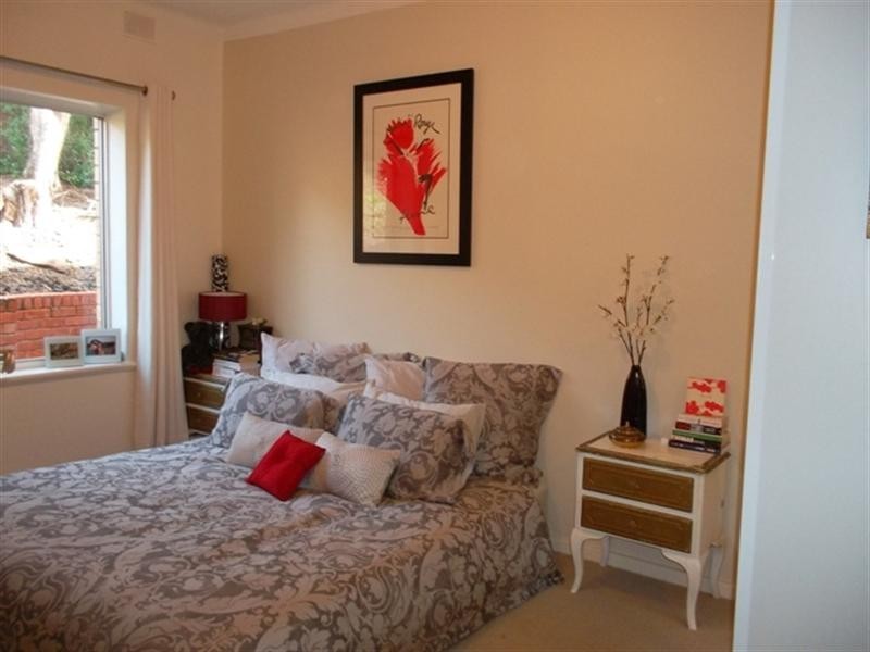 9/5A Henley Beach Road, Henley Beach South SA 5022