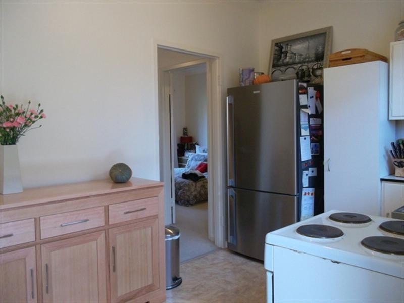 9/5A Henley Beach Road, Henley Beach South SA 5022