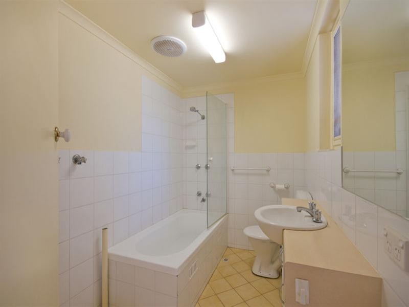 2/41 Military Road, West Beach SA 5024