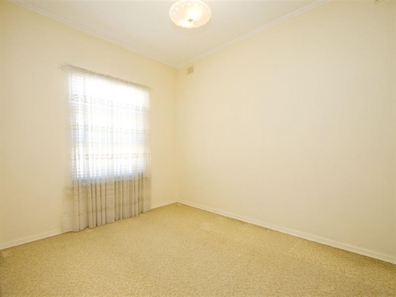 18 Angley Avenue, Findon SA 5023