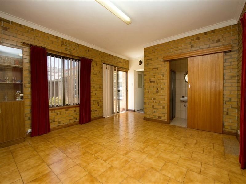 18 Angley Avenue, Findon SA 5023