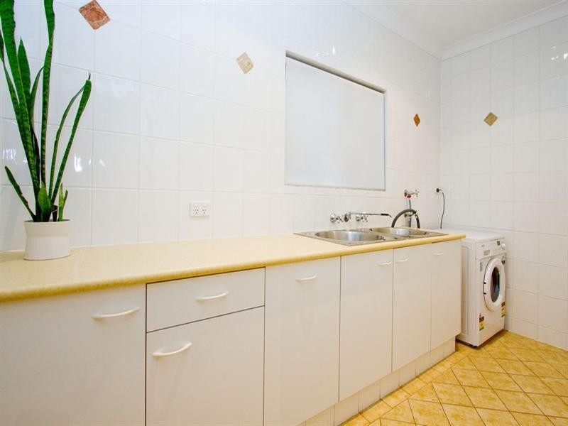 9 Swann Avenue, Flinders Park SA 5025