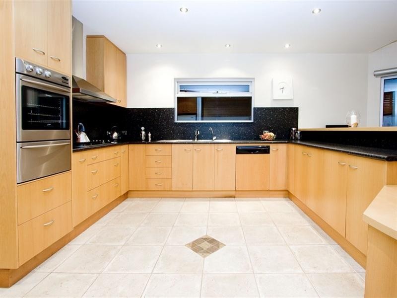 9 Swann Avenue, Flinders Park SA 5025