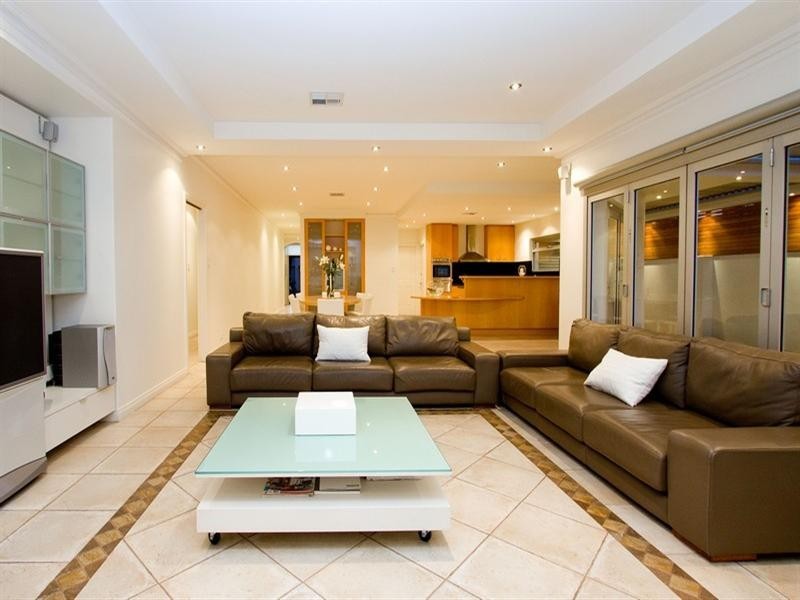 9 Swann Avenue, Flinders Park SA 5025