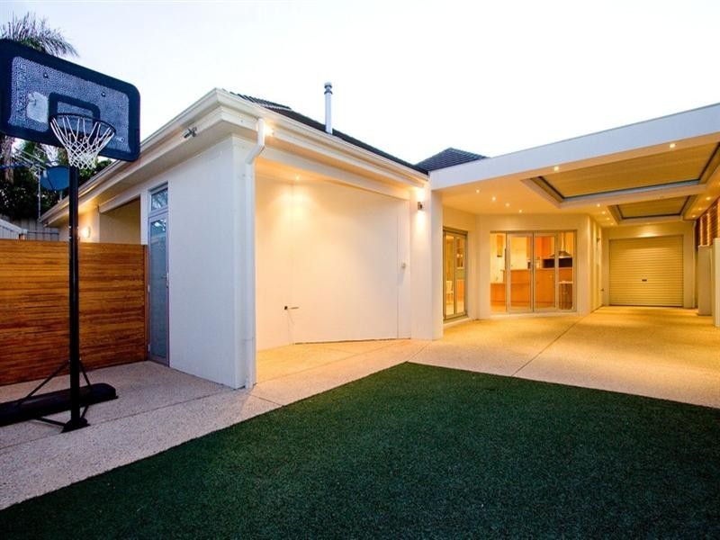 9 Swann Avenue, Flinders Park SA 5025