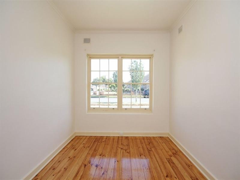 5 Strathbogie Avenue, Findon SA 5023