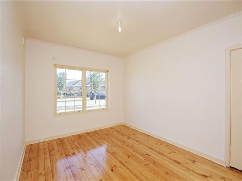 5 Strathbogie Avenue, Findon SA 5023