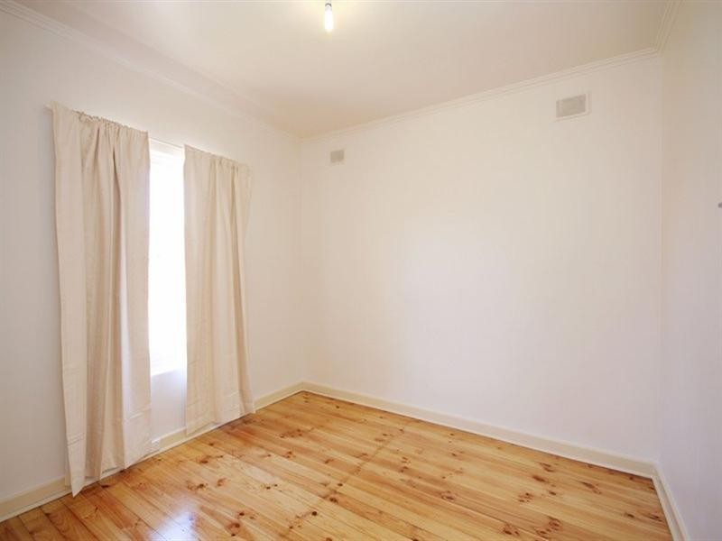 5 Strathbogie Avenue, Findon SA 5023