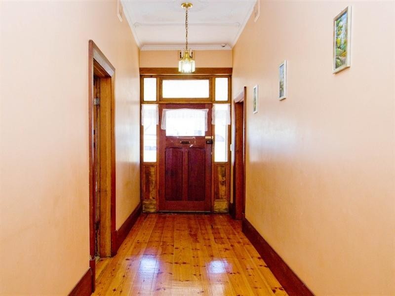 17 Main Street, Henley Beach SA 5022