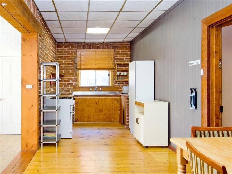 17 Main Street, Henley Beach SA 5022