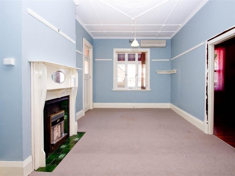 17 Main Street, Henley Beach SA 5022