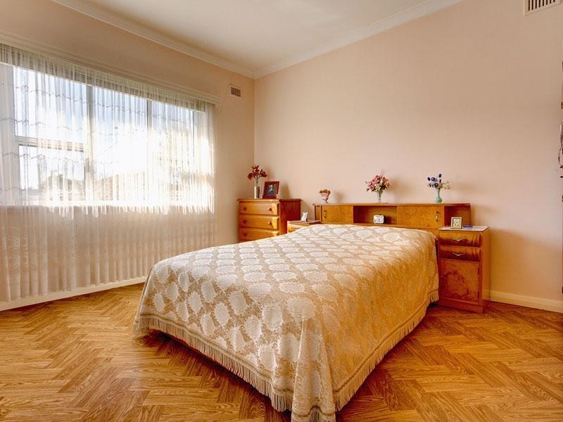 18 Rose Street, Birkenhead SA 5015