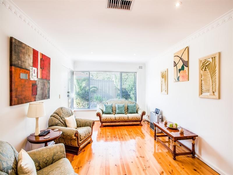 4/1 Hazel Terrace, Henley Beach South SA 5022