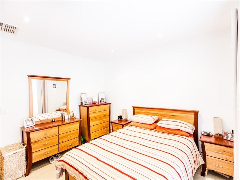 4/1 Hazel Terrace, Henley Beach South SA 5022