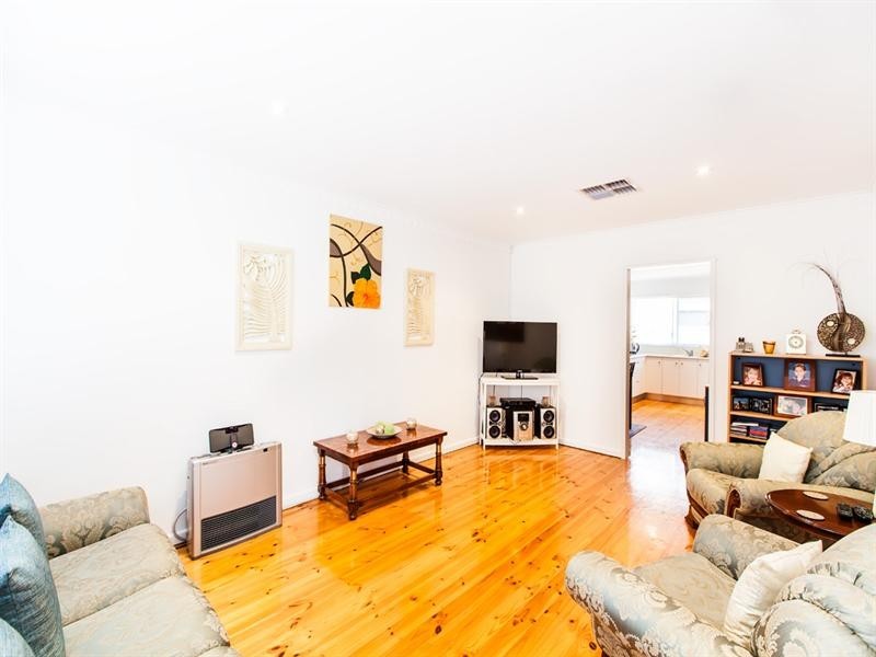 4/1 Hazel Terrace, Henley Beach South SA 5022