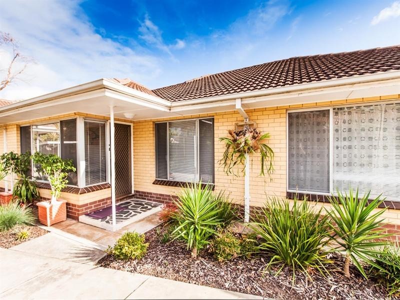 4/1 Hazel Terrace, Henley Beach South SA 5022