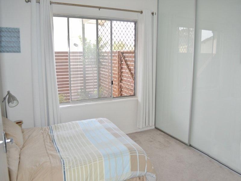 1/30 Simcock Street, West Beach SA 5024