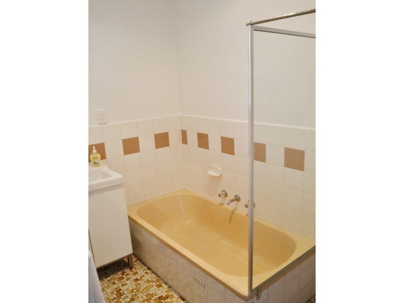 1/30 Simcock Street, West Beach SA 5024