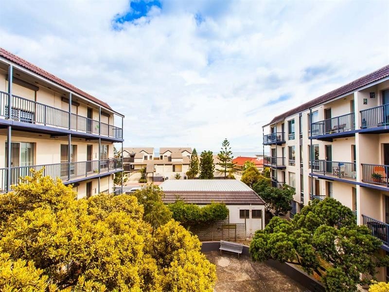 22/358 Seaview Road, Henley Beach SA 5022