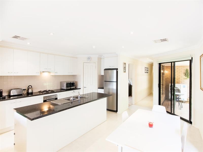 28A Bolingbroke Avenue, Henley Beach SA 5022