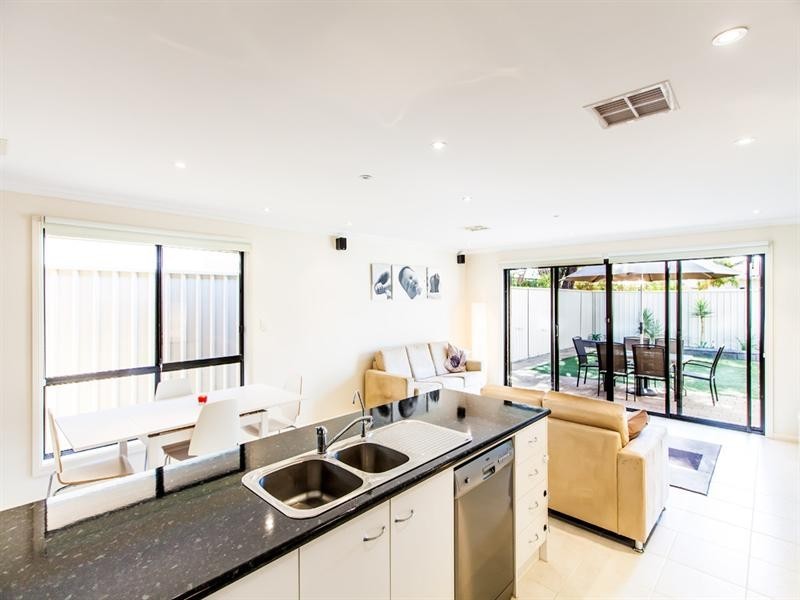 28A Bolingbroke Avenue, Henley Beach SA 5022